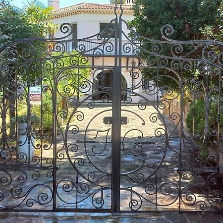 Appartement Et Sa Grande Terrasse En Rez De Jardin Saint Aygulf Esterno foto