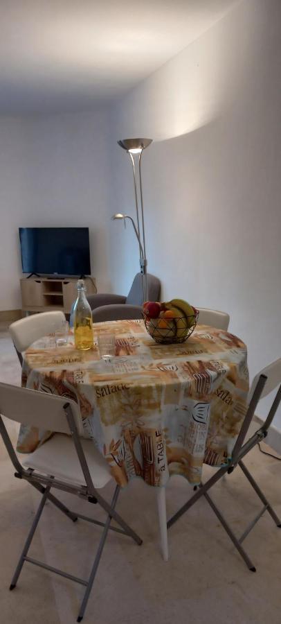 Appartement Et Sa Grande Terrasse En Rez De Jardin Saint Aygulf Esterno foto